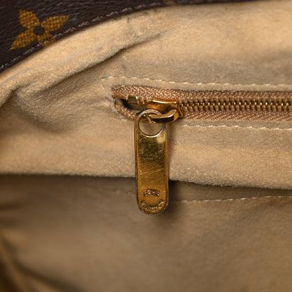 Louis Vuitton Monogram Artsy MM 12 of 20