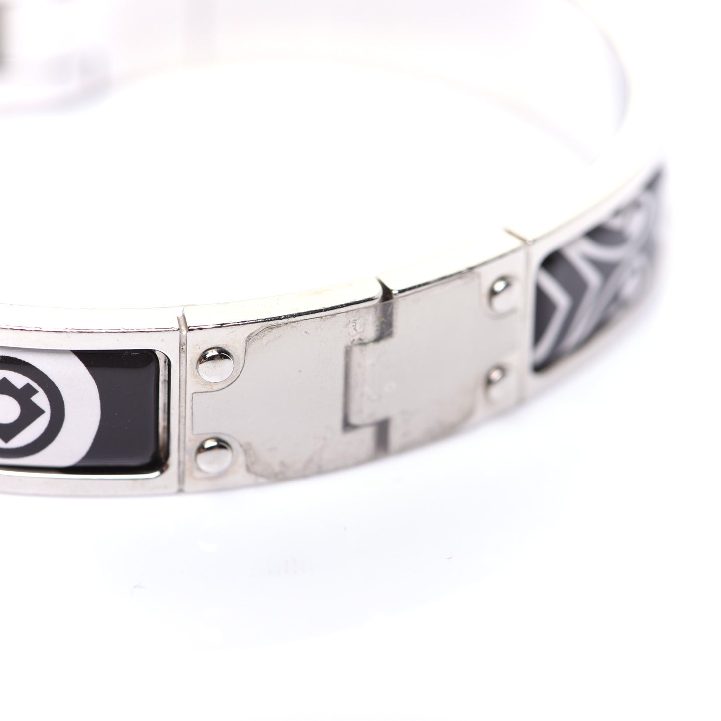 Enamel Printed Narrow Washington's Carriage Tattoo Hinged Bracelet S Faux Gris