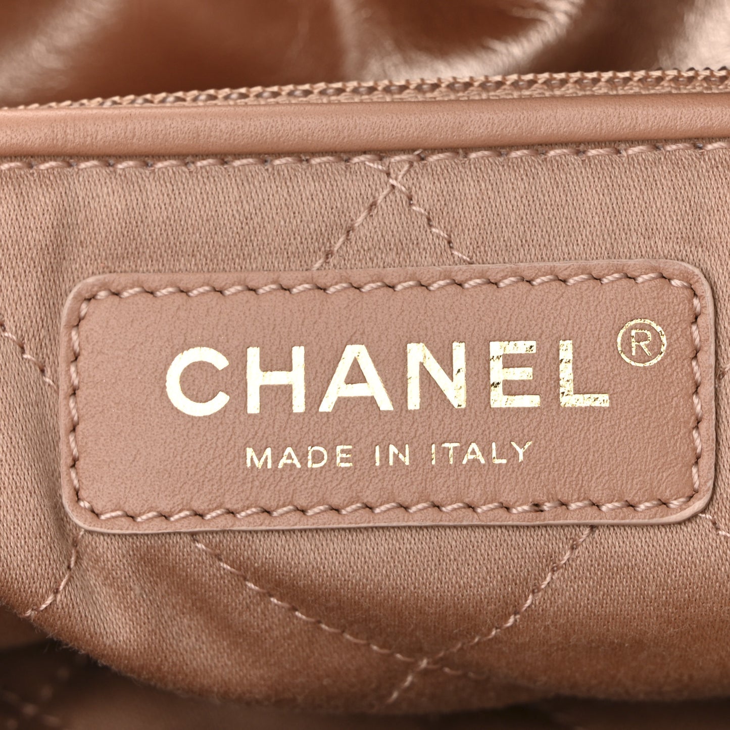 Metallic Calfskin Quilted Small Chanel 22 Pink