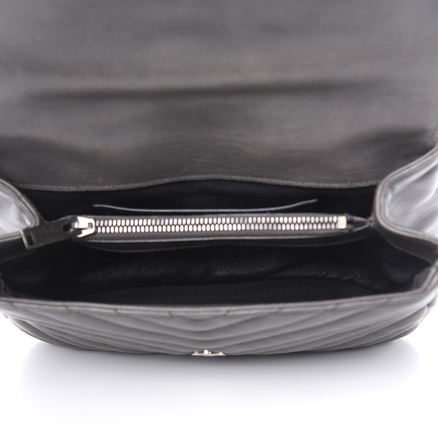 Saint Laurent Sheepskin Matelasse Chevron Monogram Medium College Bag Light Coal 5 of 17