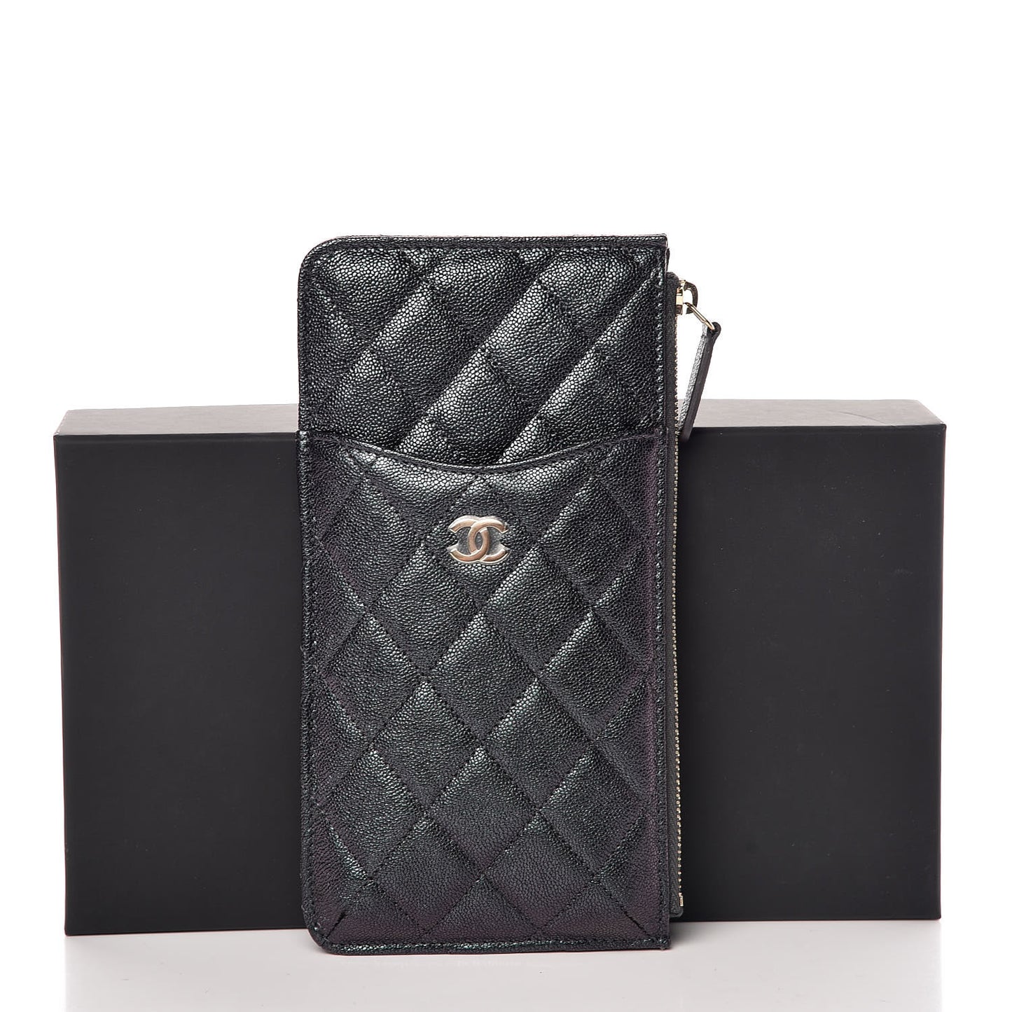 Iridescent Caviar Quilted Classic Flat Wallet Pouch Black