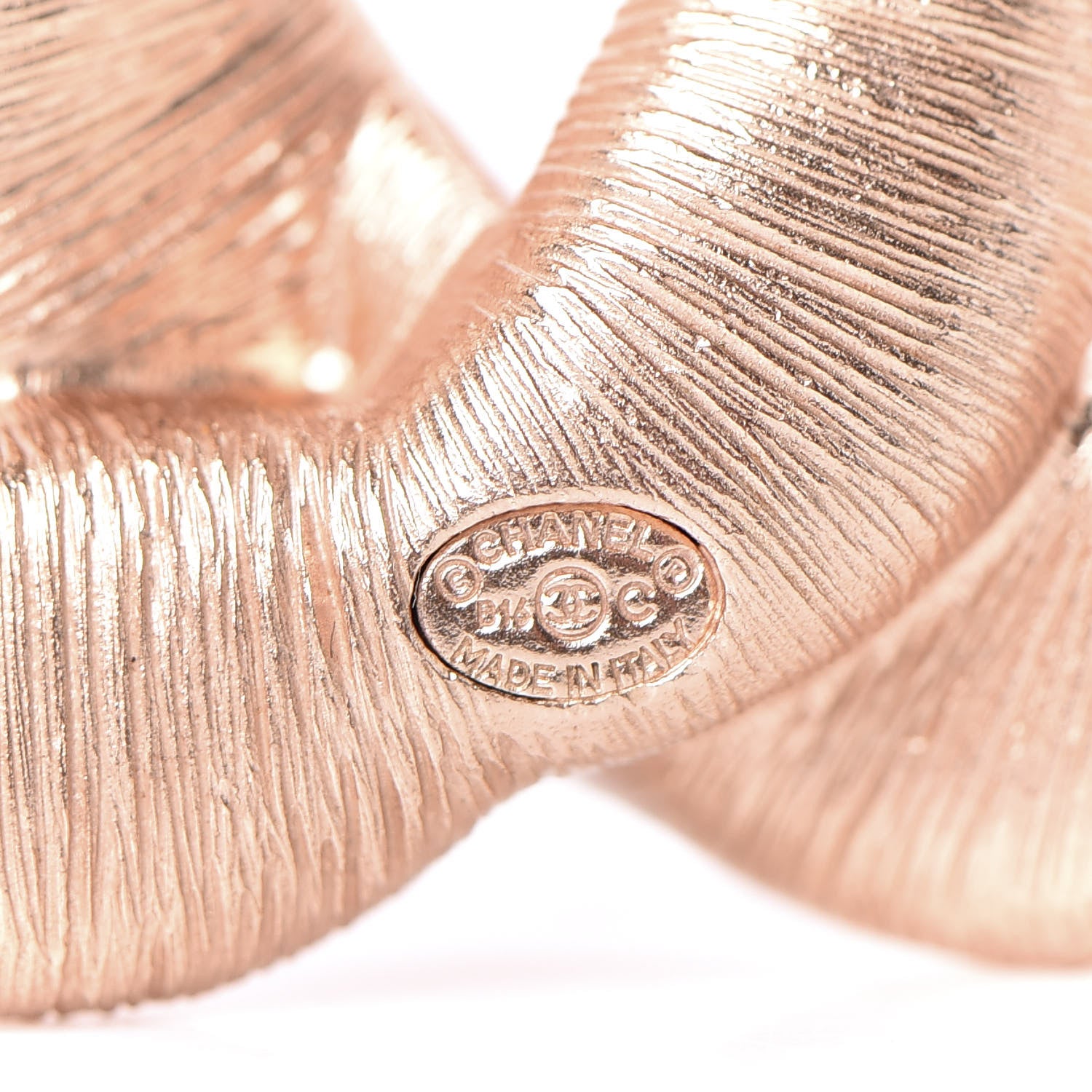 Chanel Crystal Twisted CC Brooch Rose Gold 4 of 5