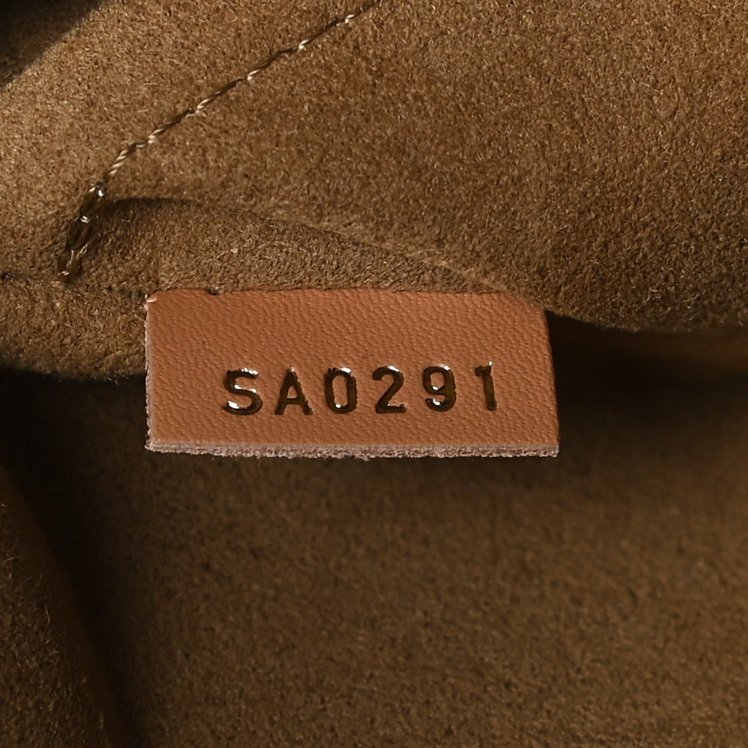 Louis Vuitton Monogram Boite Chapeau Souple MM 7 of 11