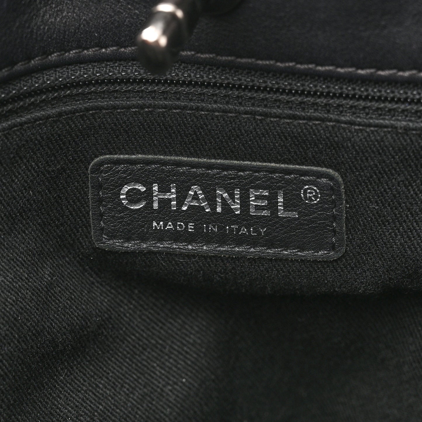Calfskin Quilted Small Shopping In Chains Tote Black