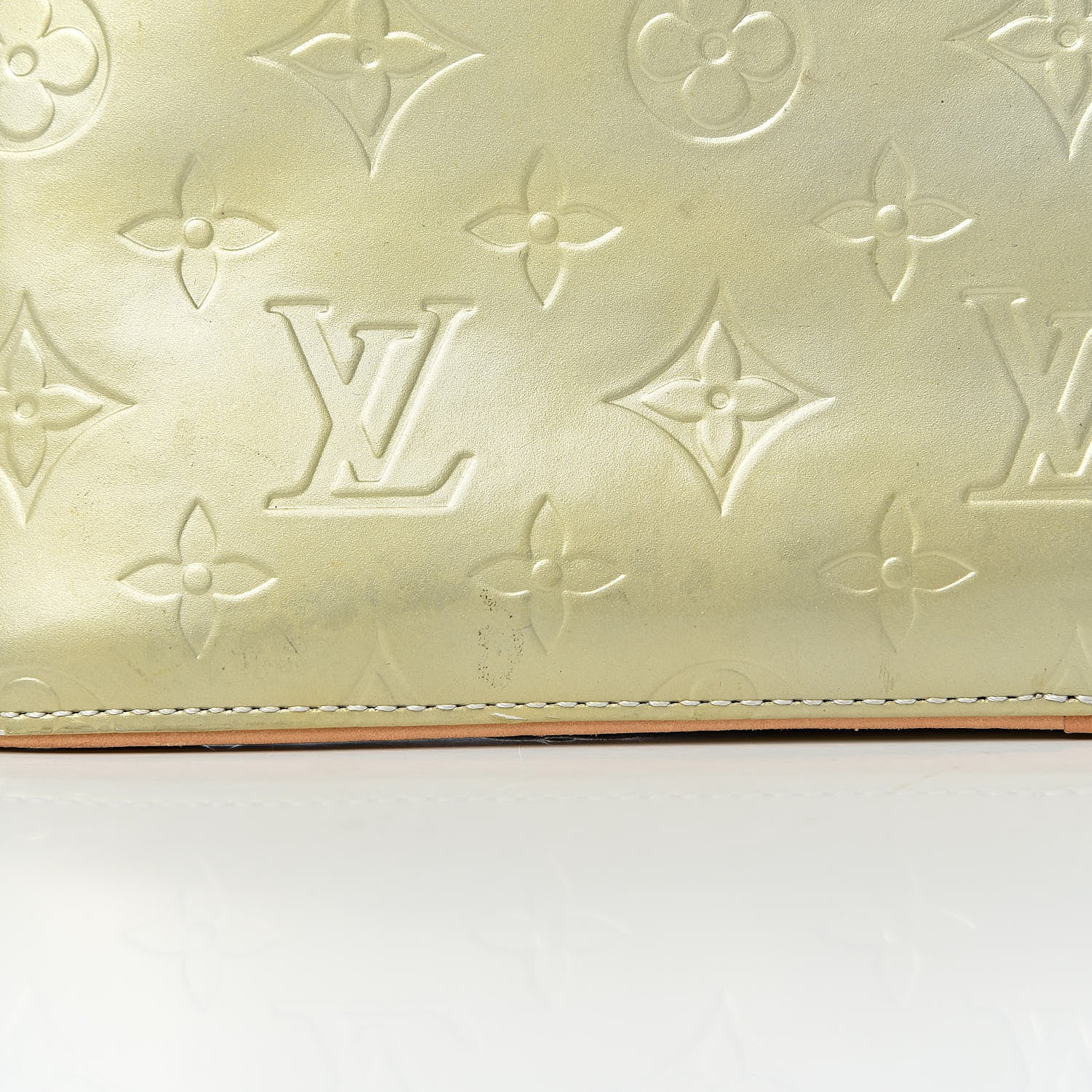 Louis Vuitton Vernis Houston Silver 14 of 20