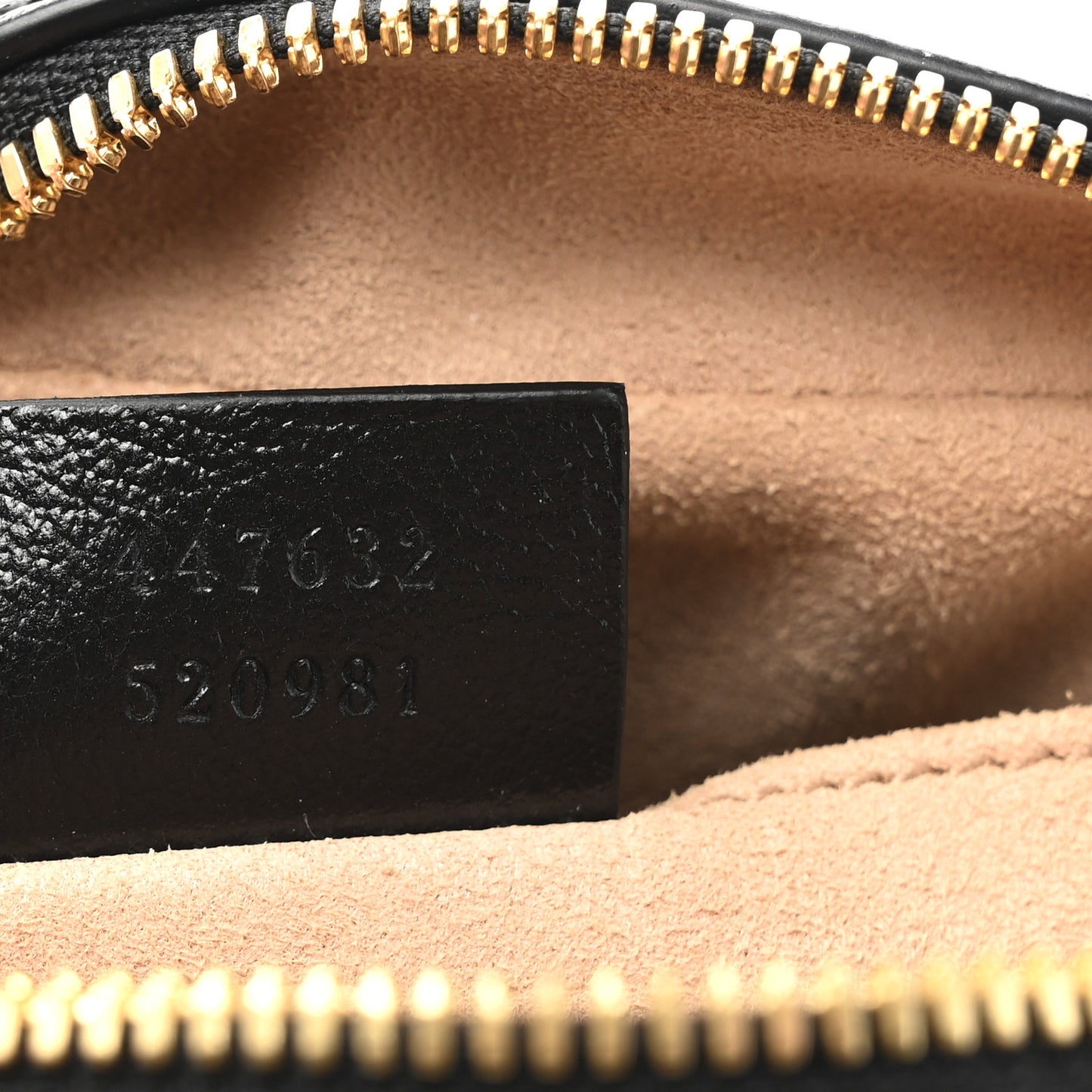 Monogram Matelasse Diagonal Small GG Marmont Chain Shoulder Bag Beige Black