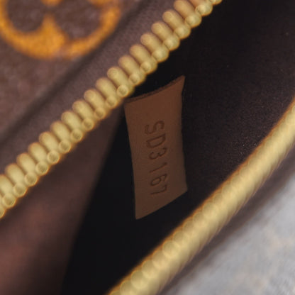 Louis Vuitton Monogram Pochette Metis 8 of 9