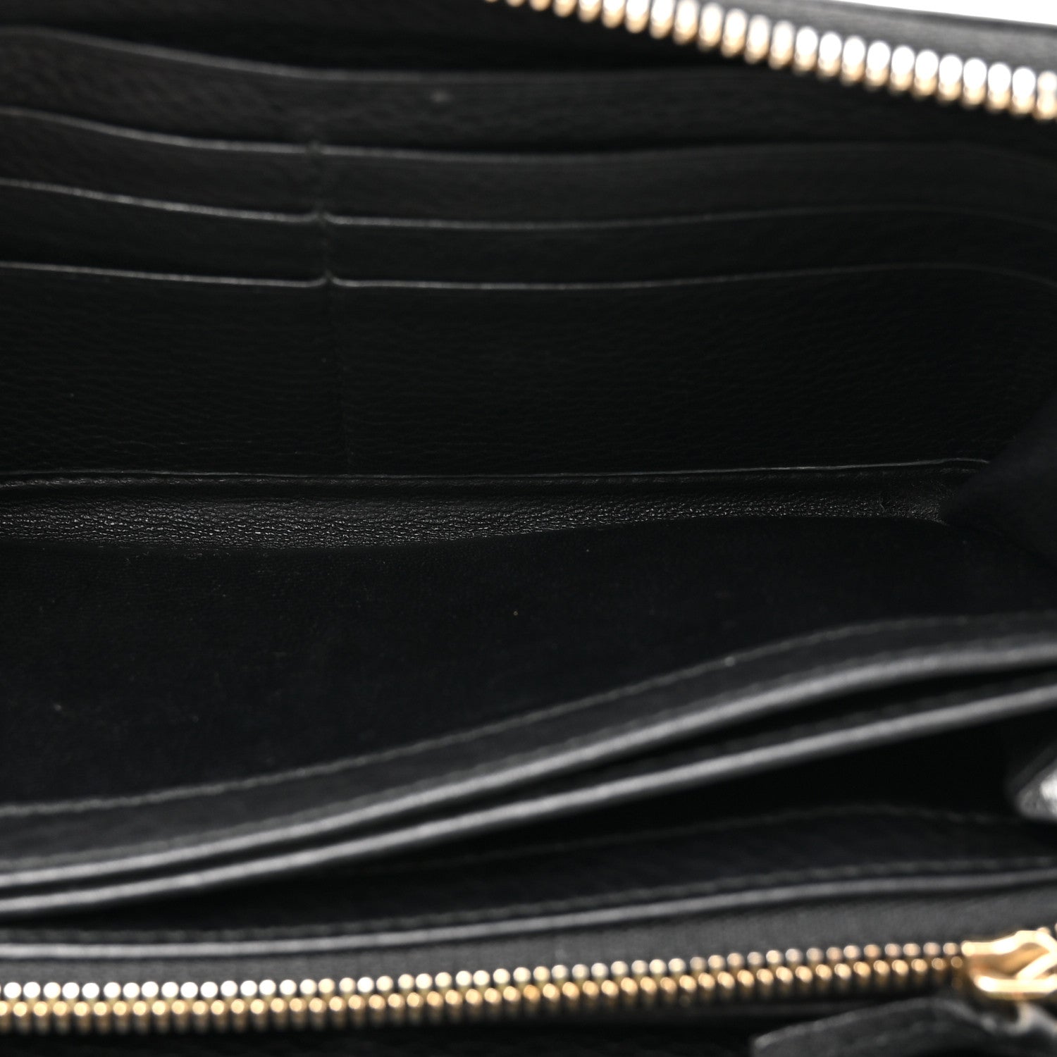 Gucci Pebbled Calfskin Soho Zip Around Wallet Black 5 of 11