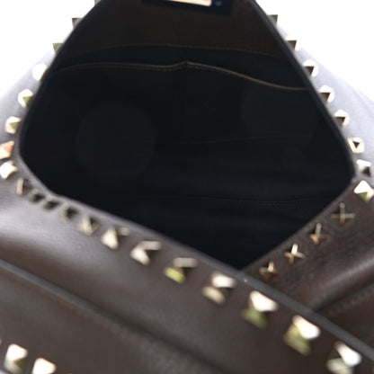 Valentino Garavani Grained Calfskin Large Rockstud Hobo Deep Taupe 4 of 4