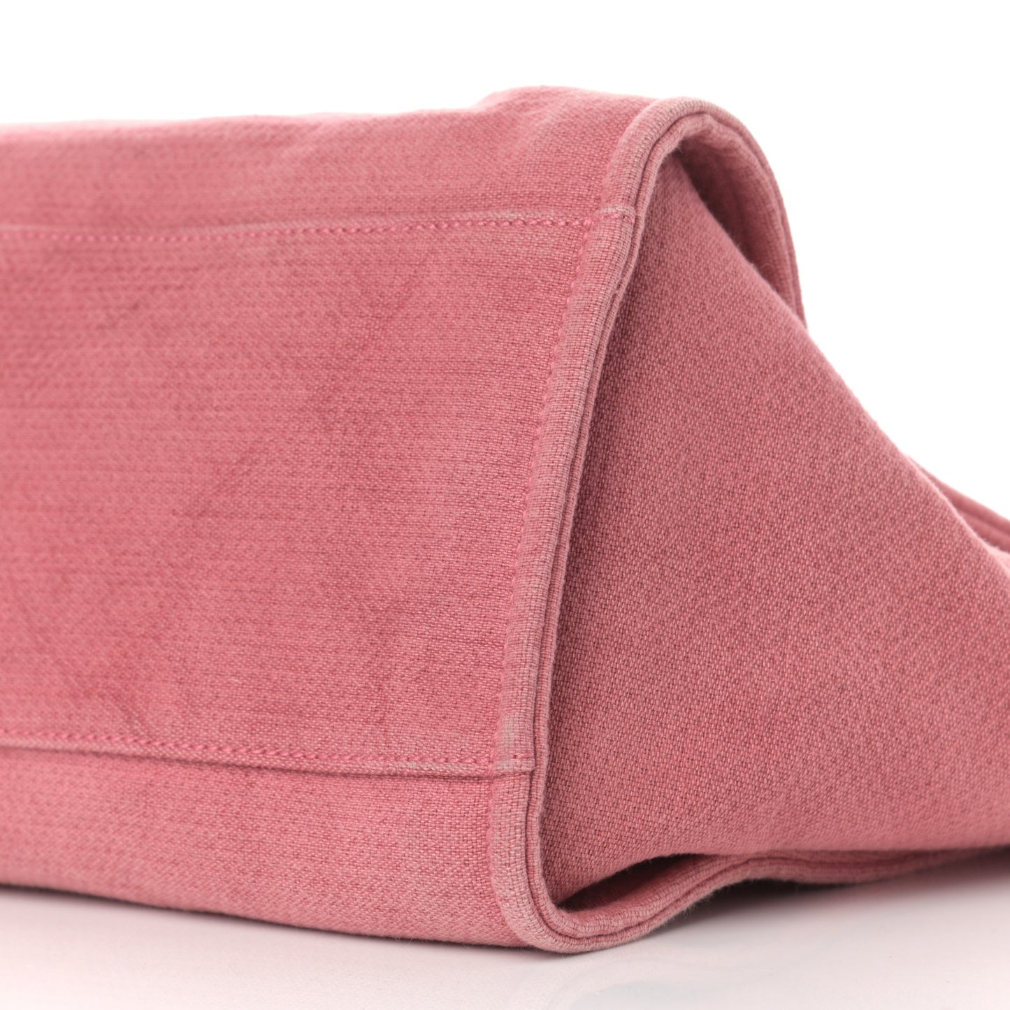 Canvas Medium Deauville Tote Red