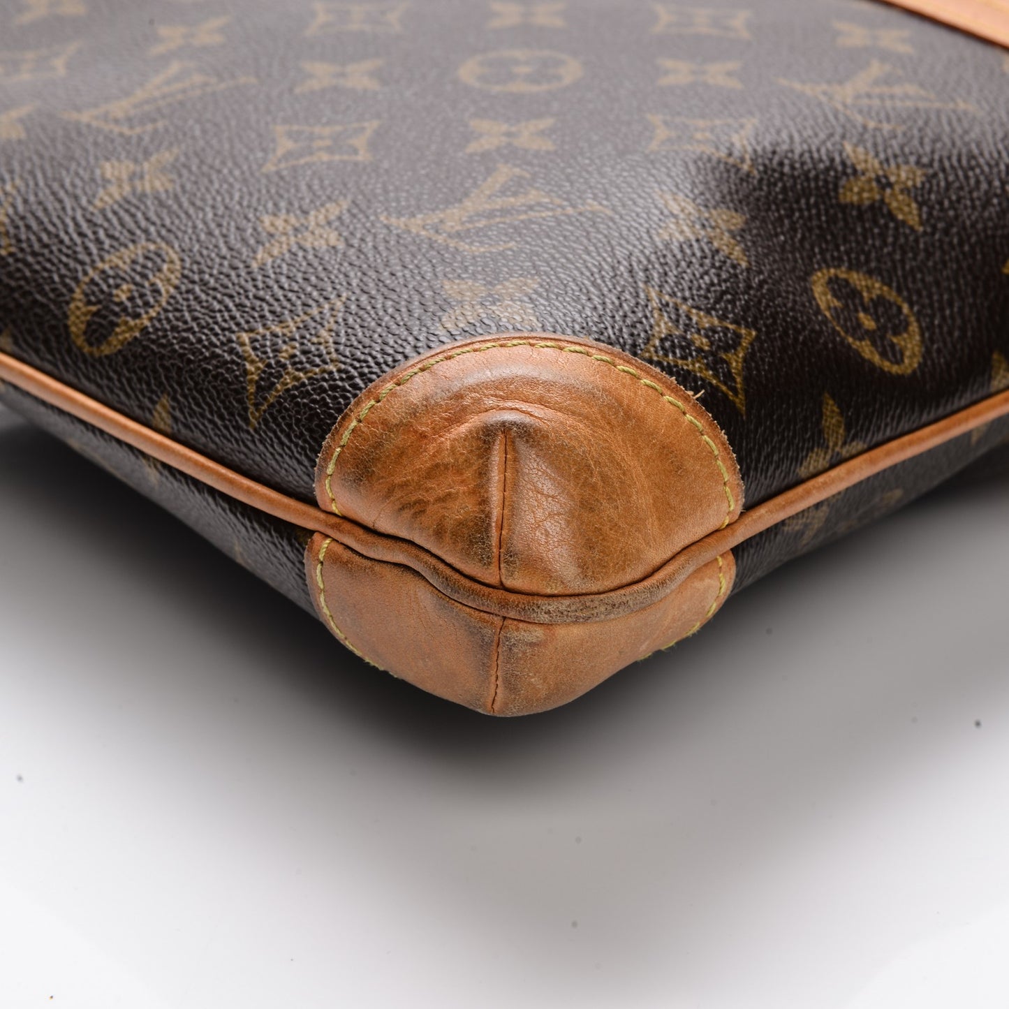 Monogram Sac Coussin GM