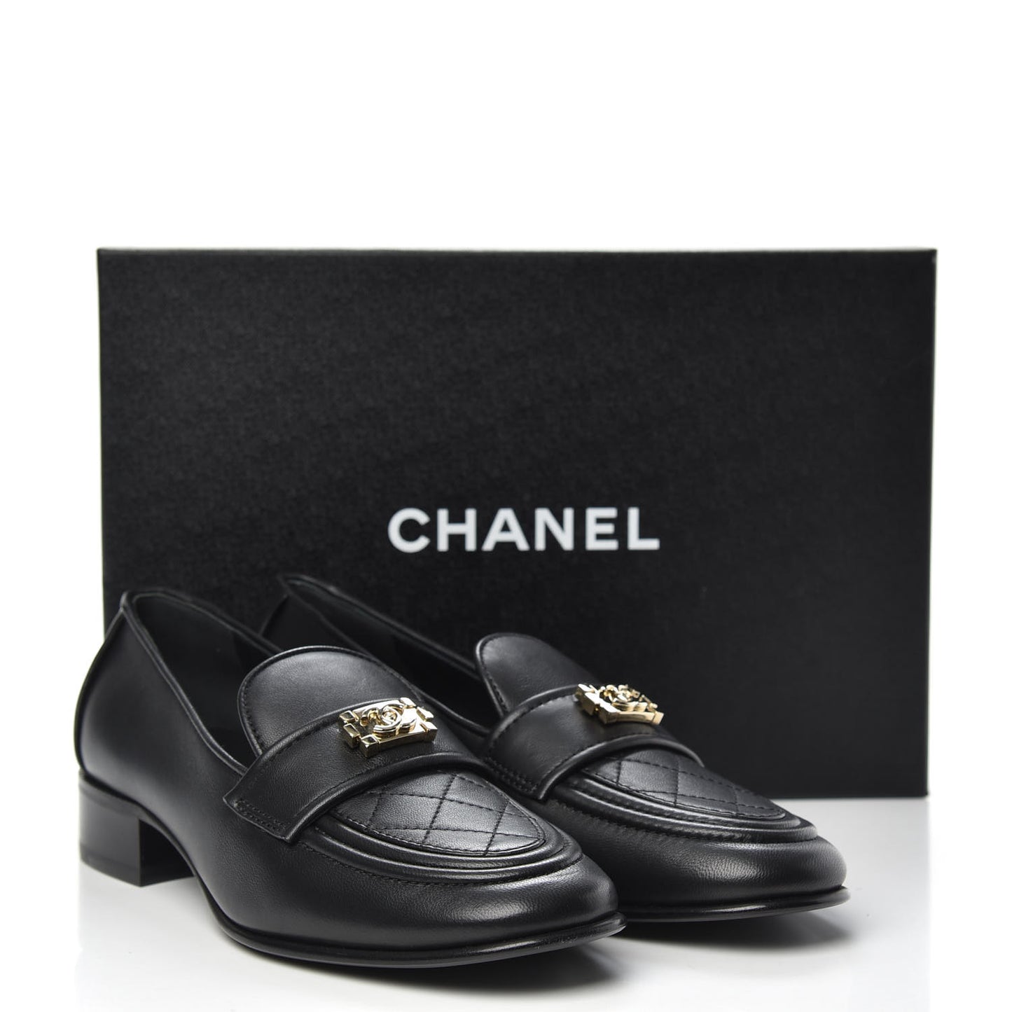 Lambskin Quilted Womens CC Loafers 38 Black