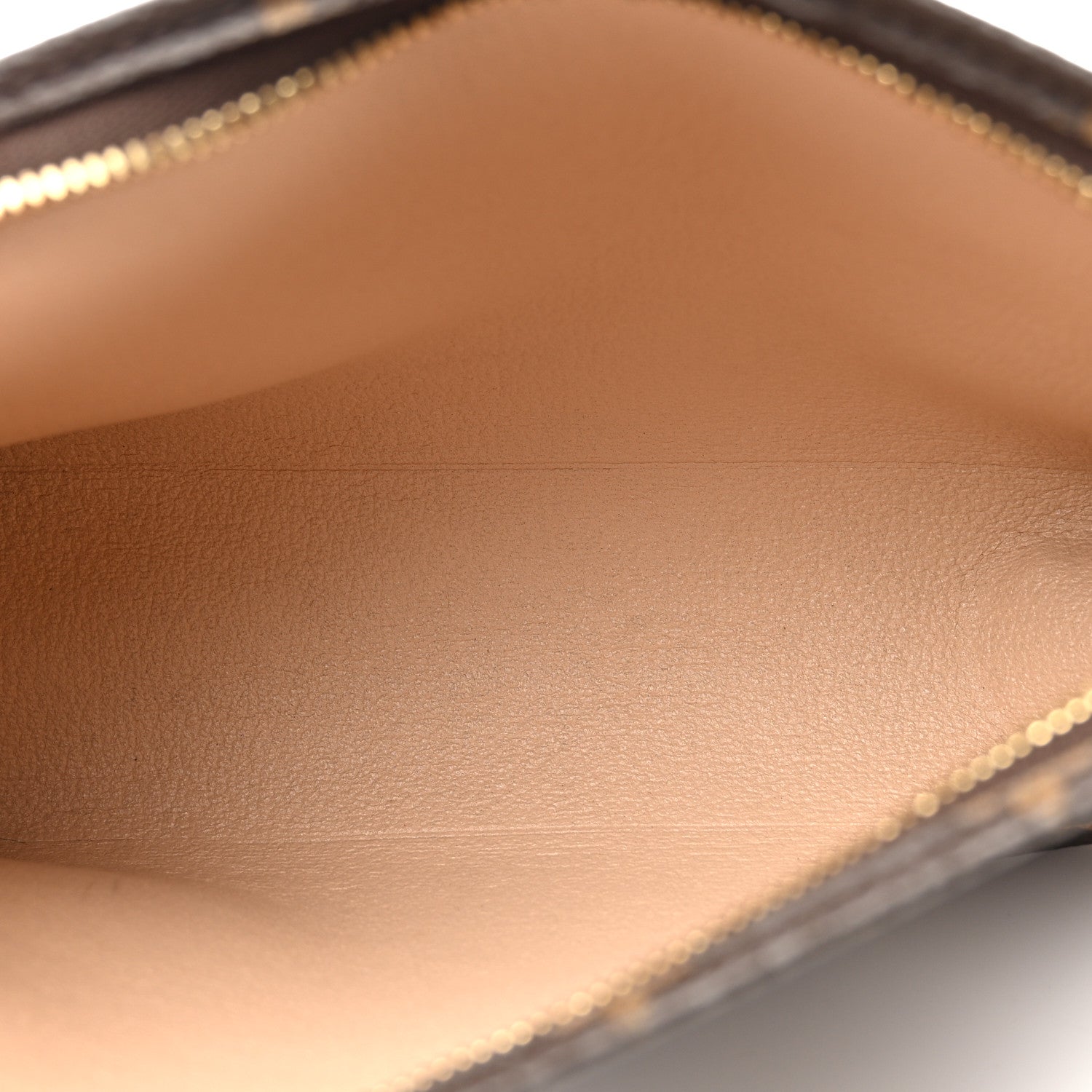 Louis Vuitton Monogram Toiletry Pouch 19 5 of 9