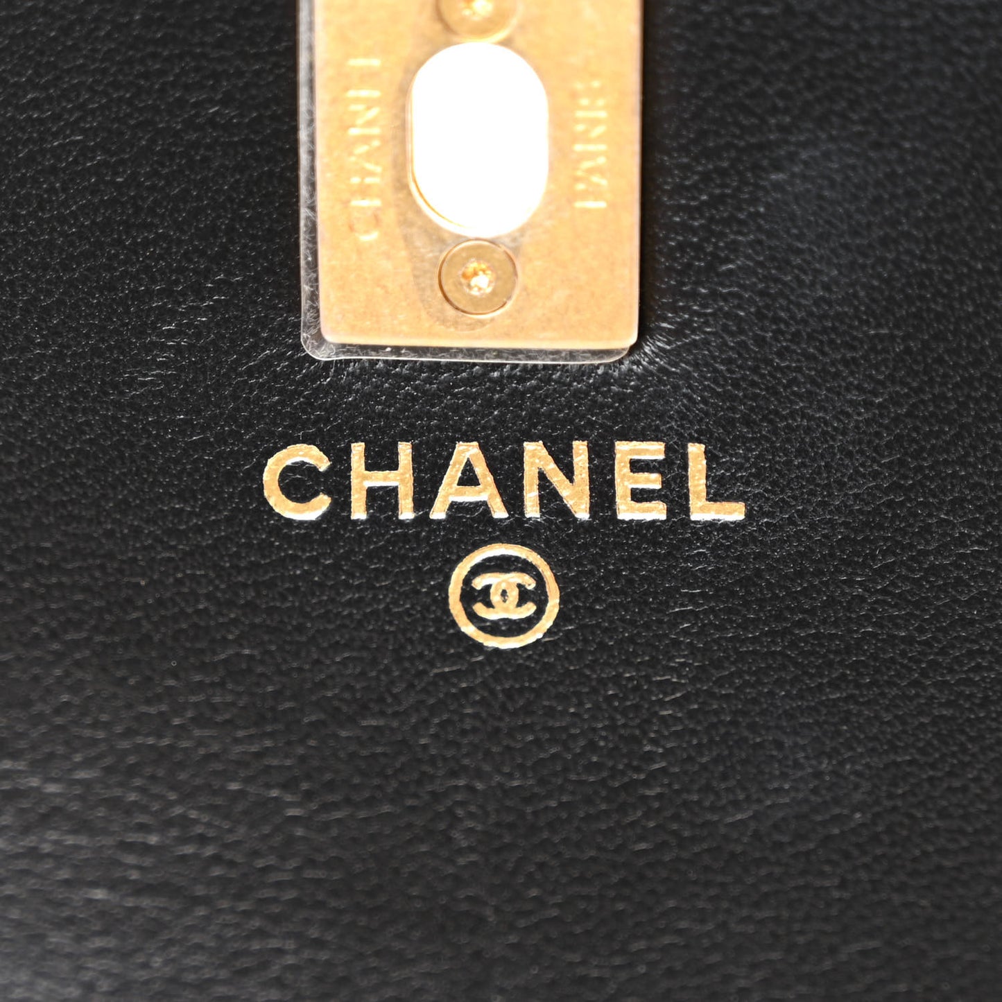 Lambskin Quilted Vertical Pearl Crush Flap With Chain Black