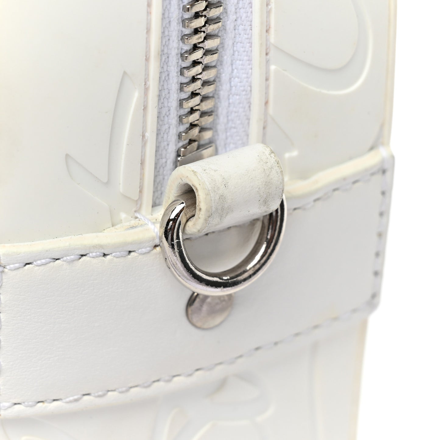 Grained Calfskin Rubber Ruisbuddy Messenger Bag White