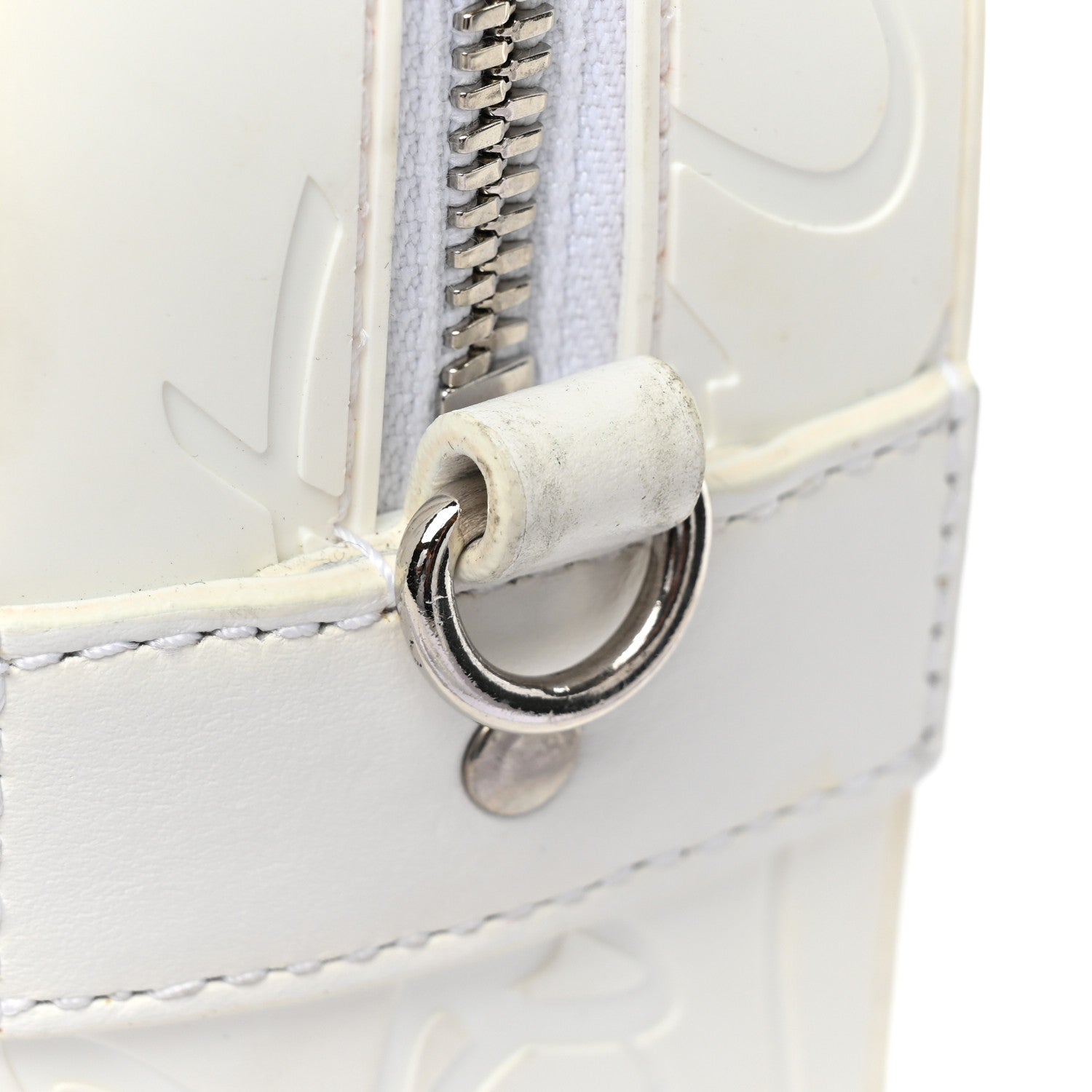 Christian Louboutin Grained Calfskin Rubber Ruisbuddy Messenger Bag White 9 of 11