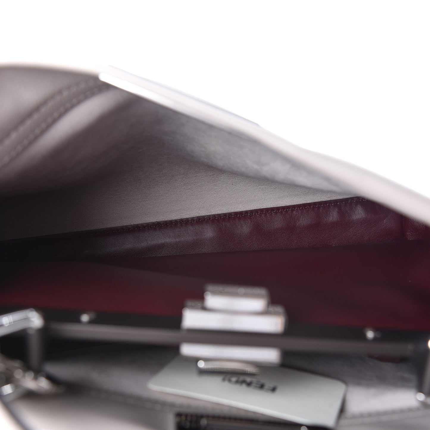 Vitello Seta Shiny Nappa Medium Peekaboo Iconic Satchel Grigio Polvere Bordeaux