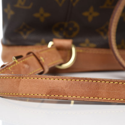 Louis Vuitton Monogram Montsouris MM Backpack 15 of 15