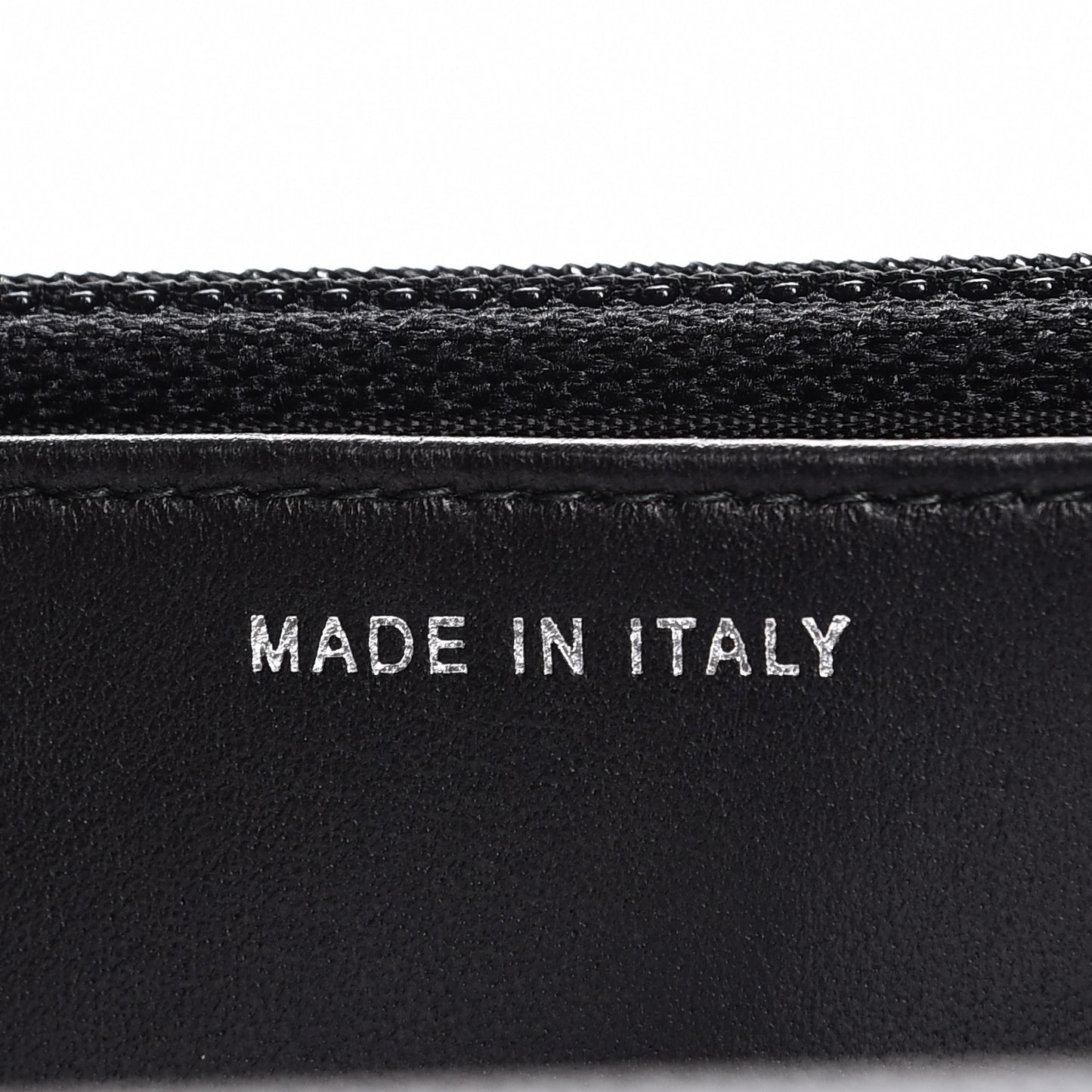 Caviar Chevron Quilted Wallet On Chain WOC Black