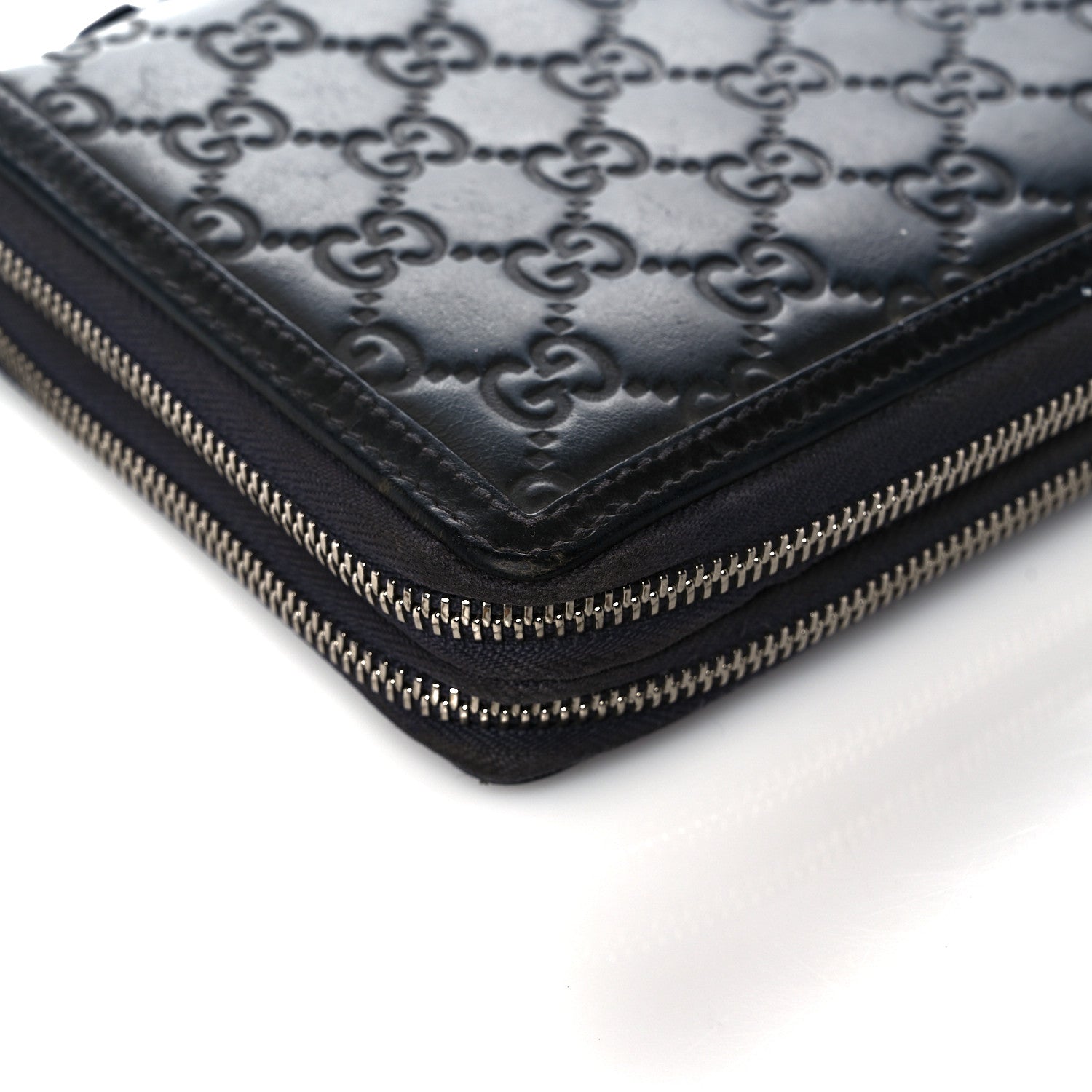 Gucci Guccissima Signature Travel Document Case Grey 15 of 33