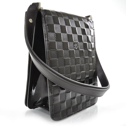 Louis Vuitton Damier Vernis Cabaret Amarante 2 of 7