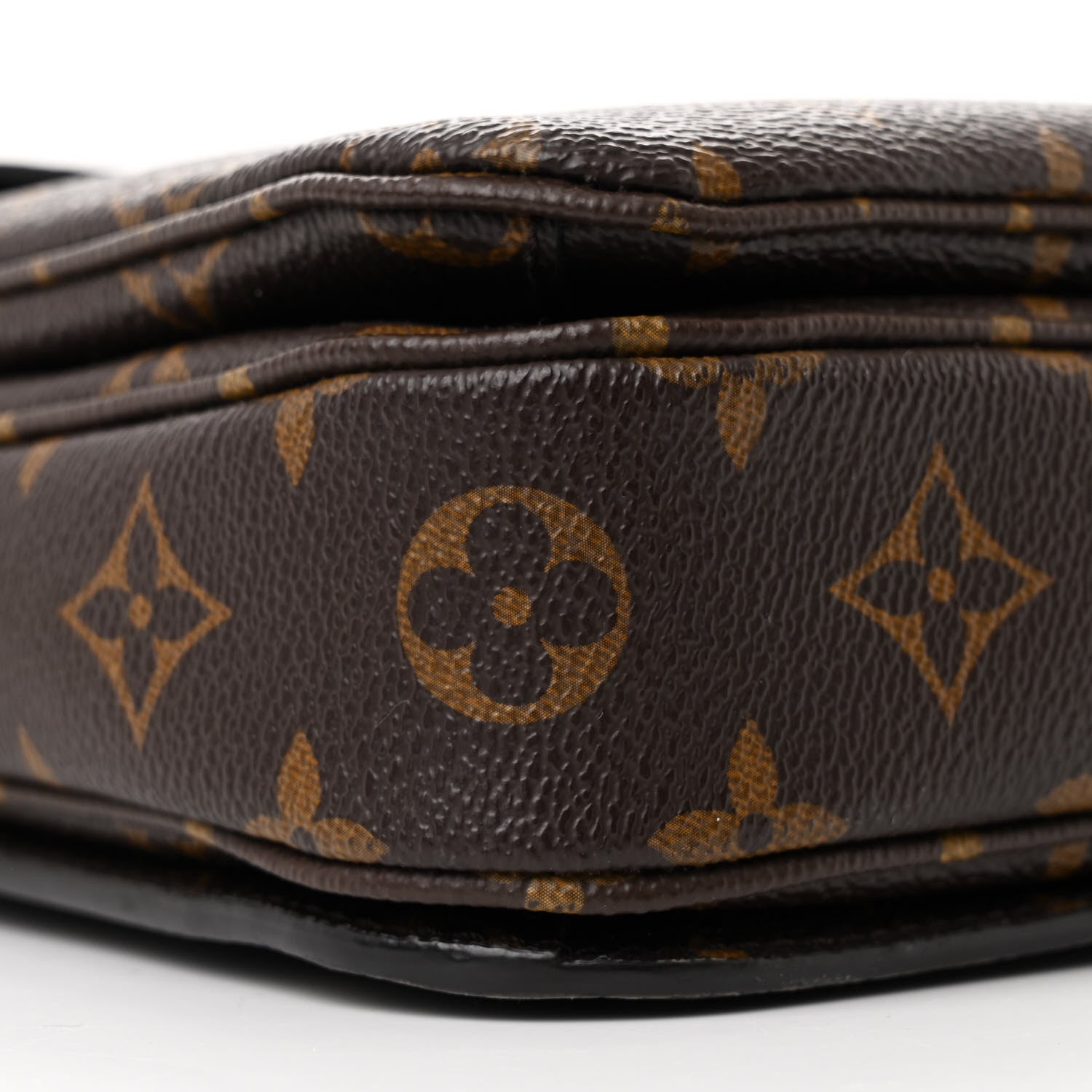 Louis Vuitton Monogram Pochette Metis 10 of 12