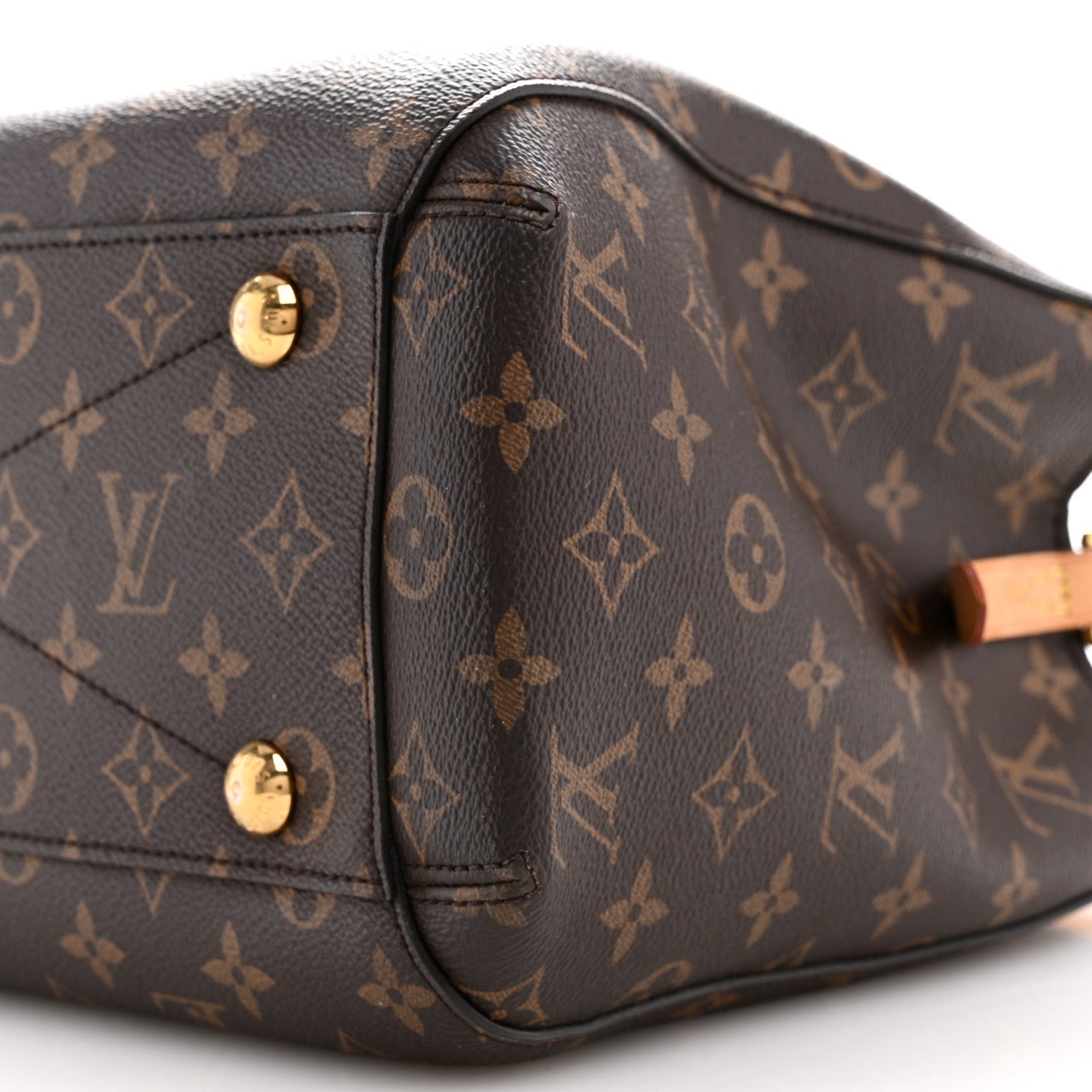 Louis Vuitton Monogram Montaigne MM 11 of 15