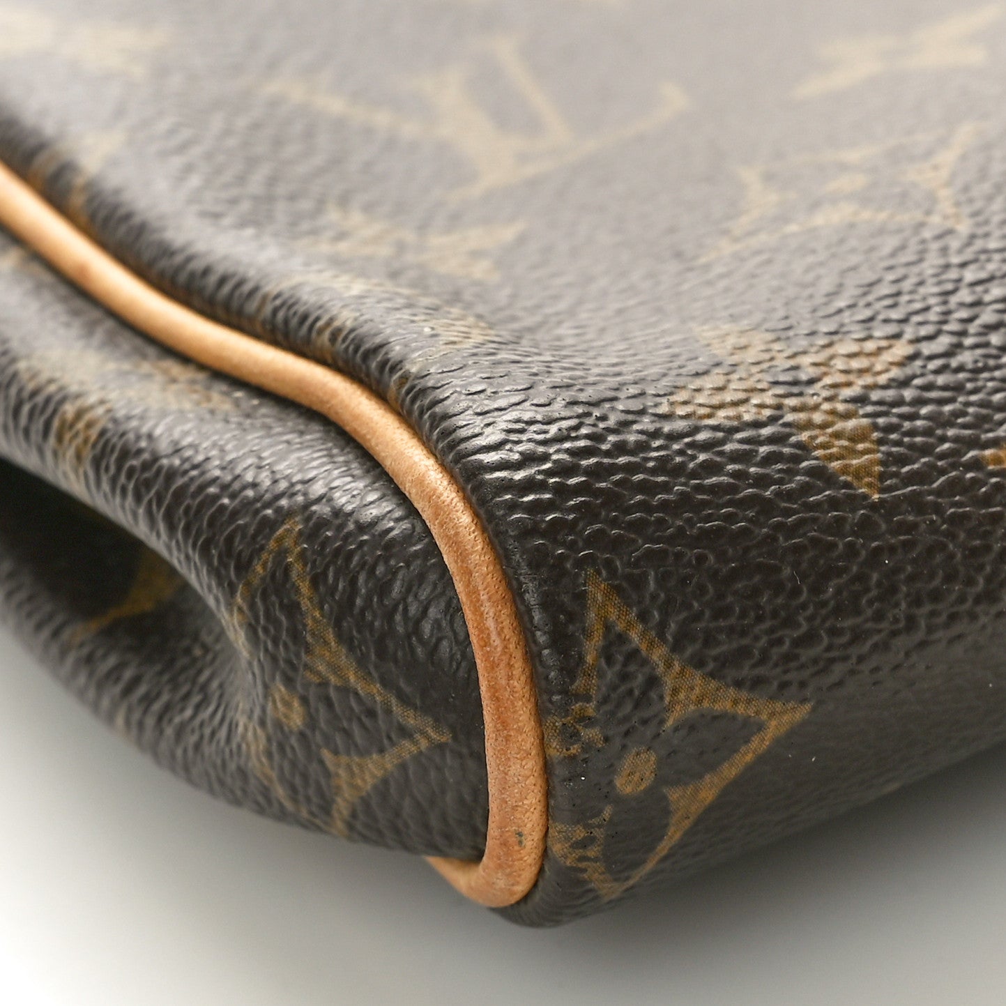 Louis Vuitton Monogram Eva Clutch 9 of 10