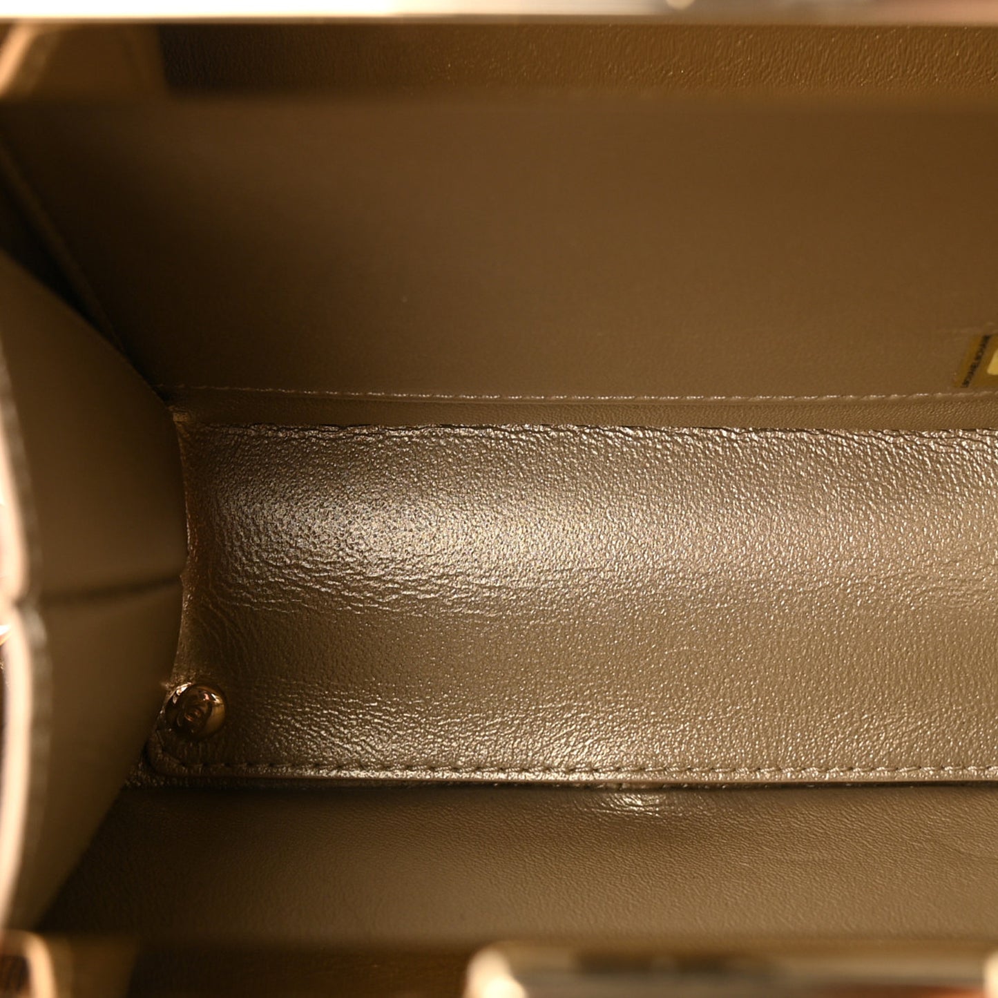 Raffia Calfskin Small CC Filigree Vanity Case Gold