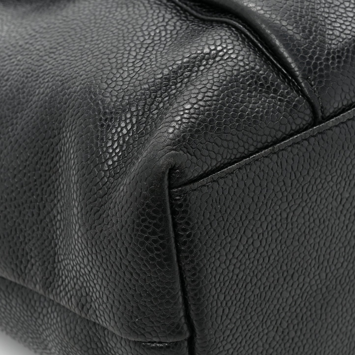 Caviar Flap Shoulder Bag Black