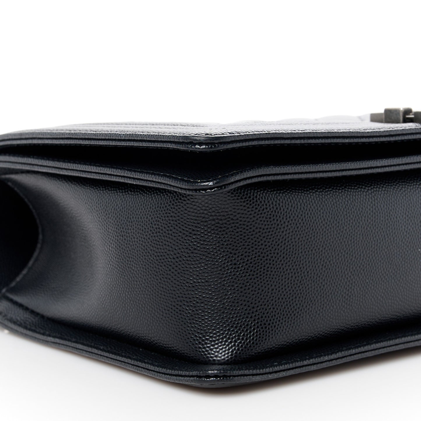 Caviar Quilted New Medium Boy Flap Black