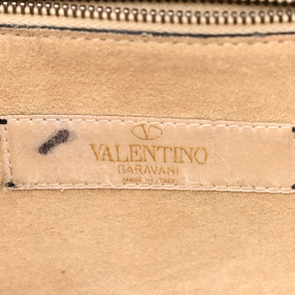 Valentino Garavani Pebbled Calfskin Onyx Medium Guitar Strap Rockstud Rolling Flap Saddle Bag Ivory 6 of 20