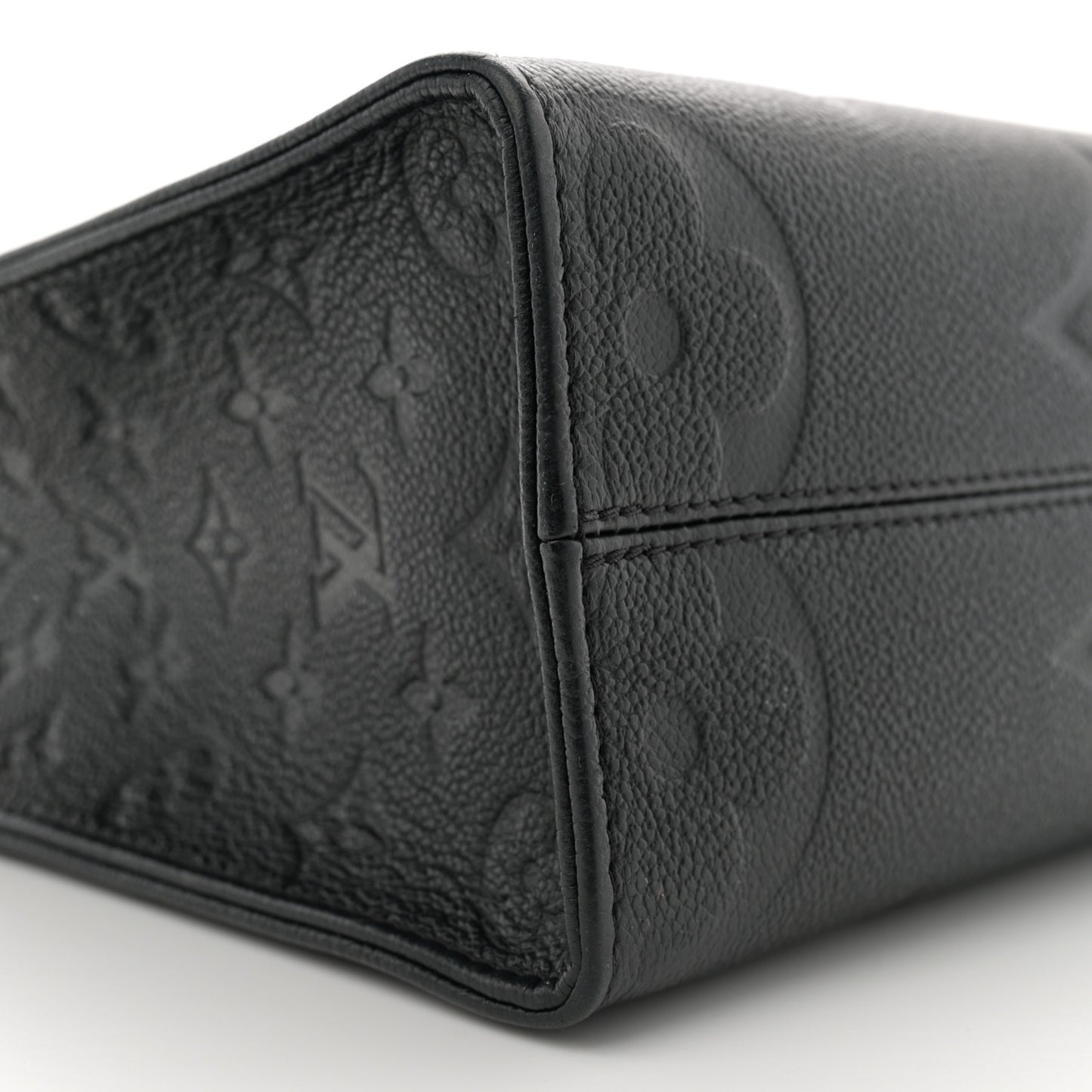 Empreinte Monogram Giant Onthego PM Black
