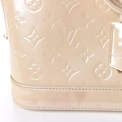 Louis Vuitton Vernis Alma PM Blanc Corail 8 of 15