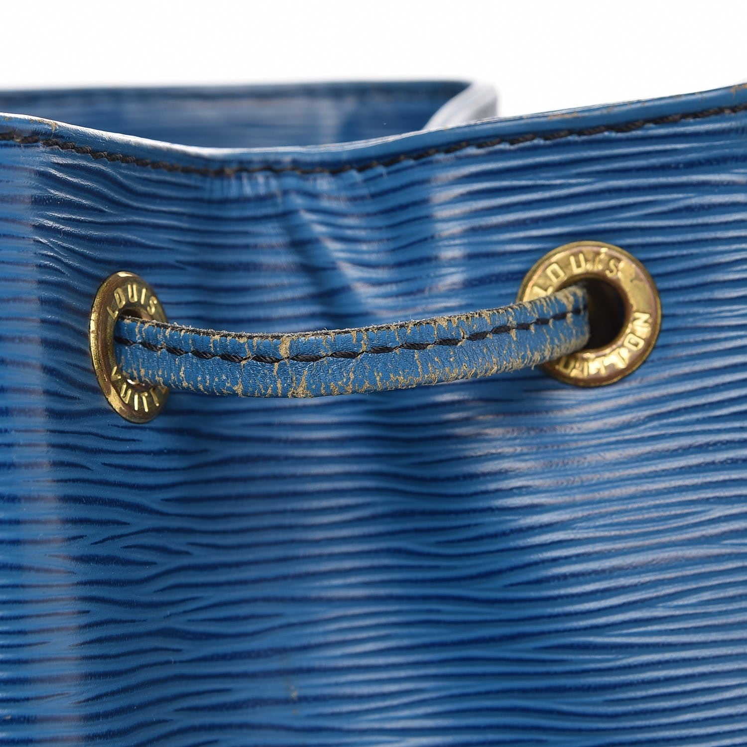 Louis Vuitton Epi Noe Toledo 11 of 17