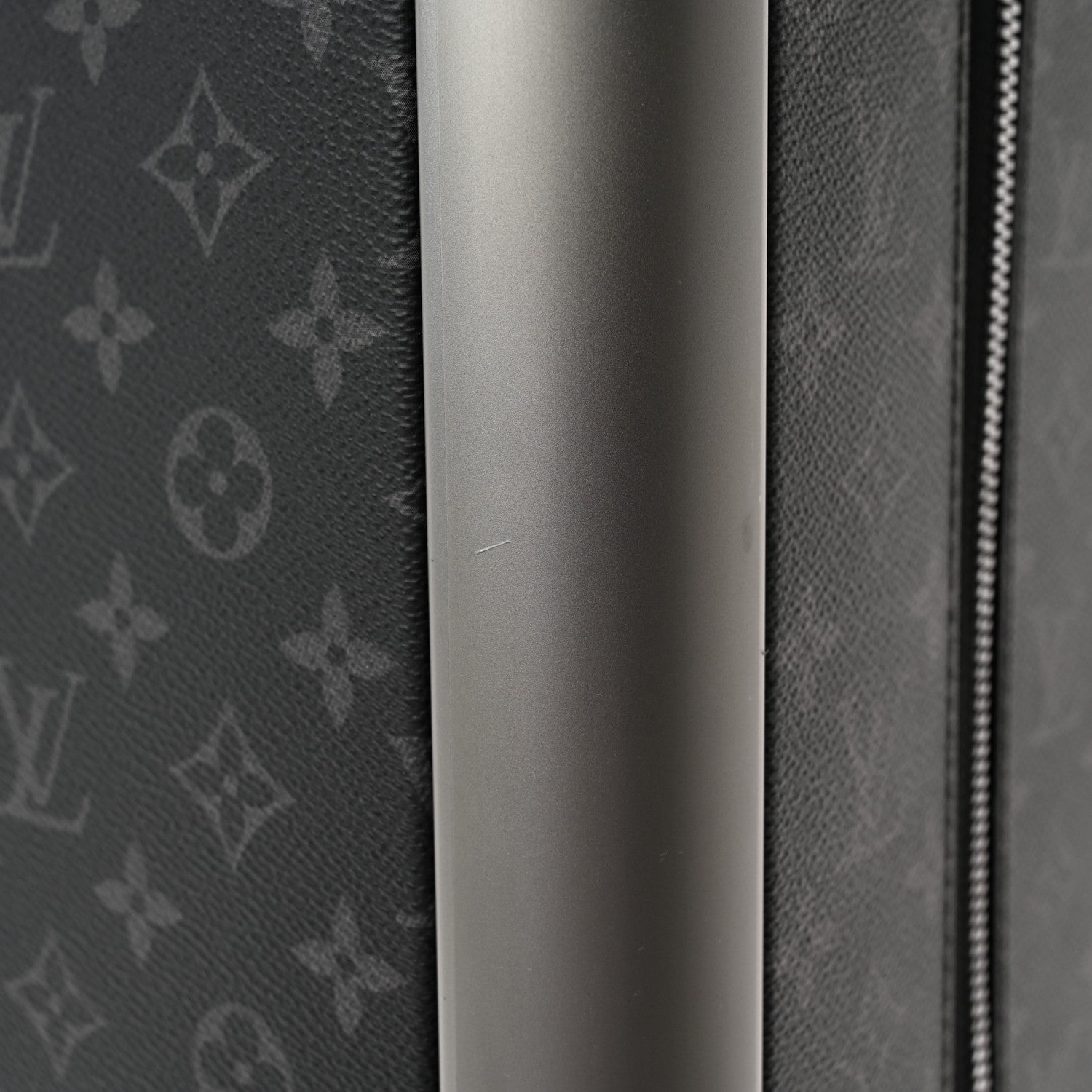 Louis Vuitton Monogram Eclipse Horizon 55 12 of 15
