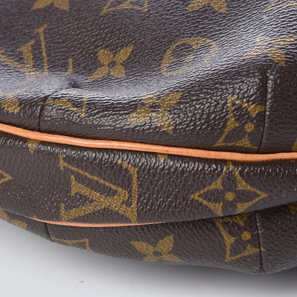 Louis Vuitton Monogram Croissant MM 8 of 9