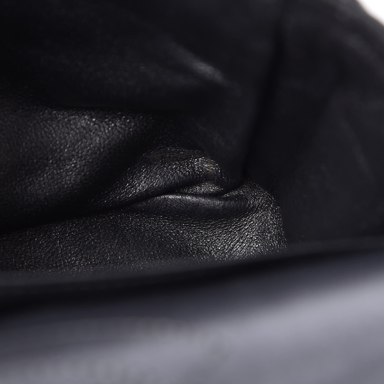 Chanel Metallic Aged Calfskin 2.55 Reissue 226 Flap Black 7 of 7
