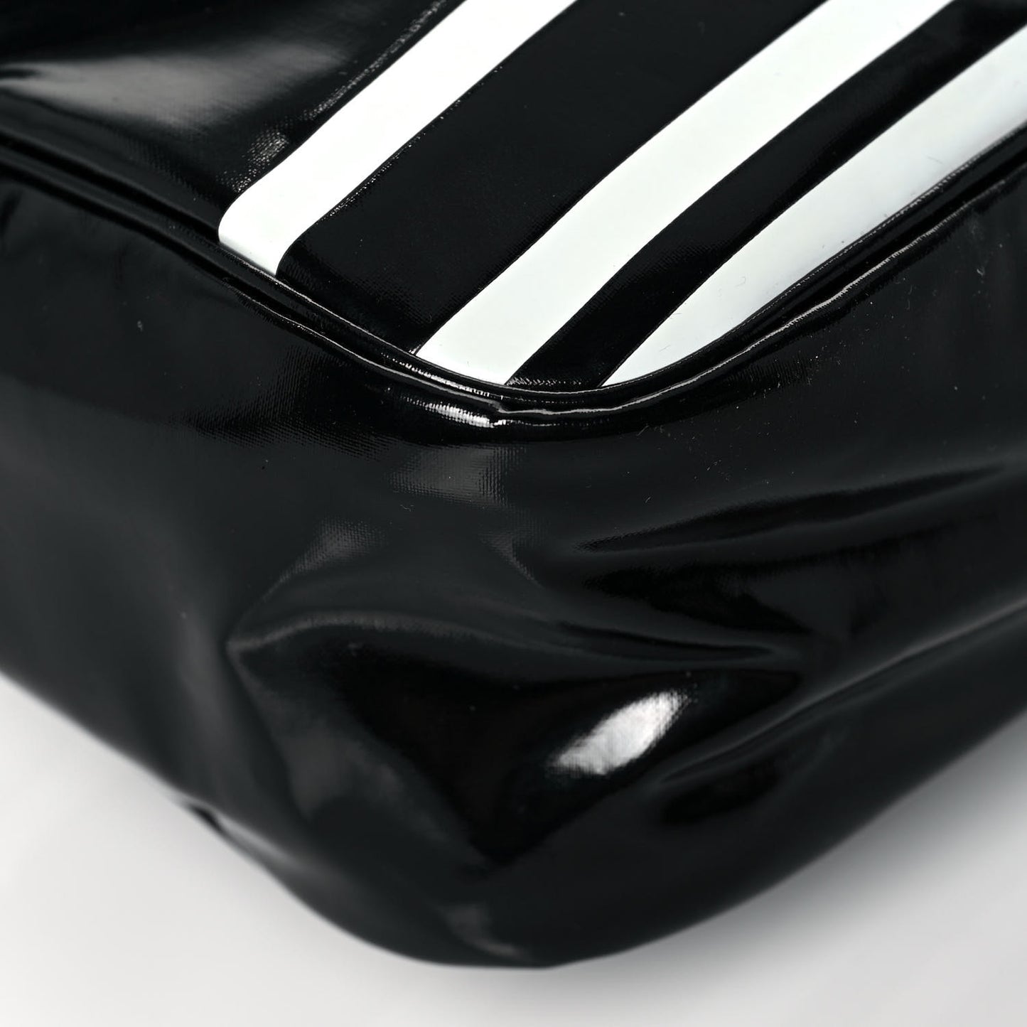 Vinyl Small La Pausa Camera Case Black
