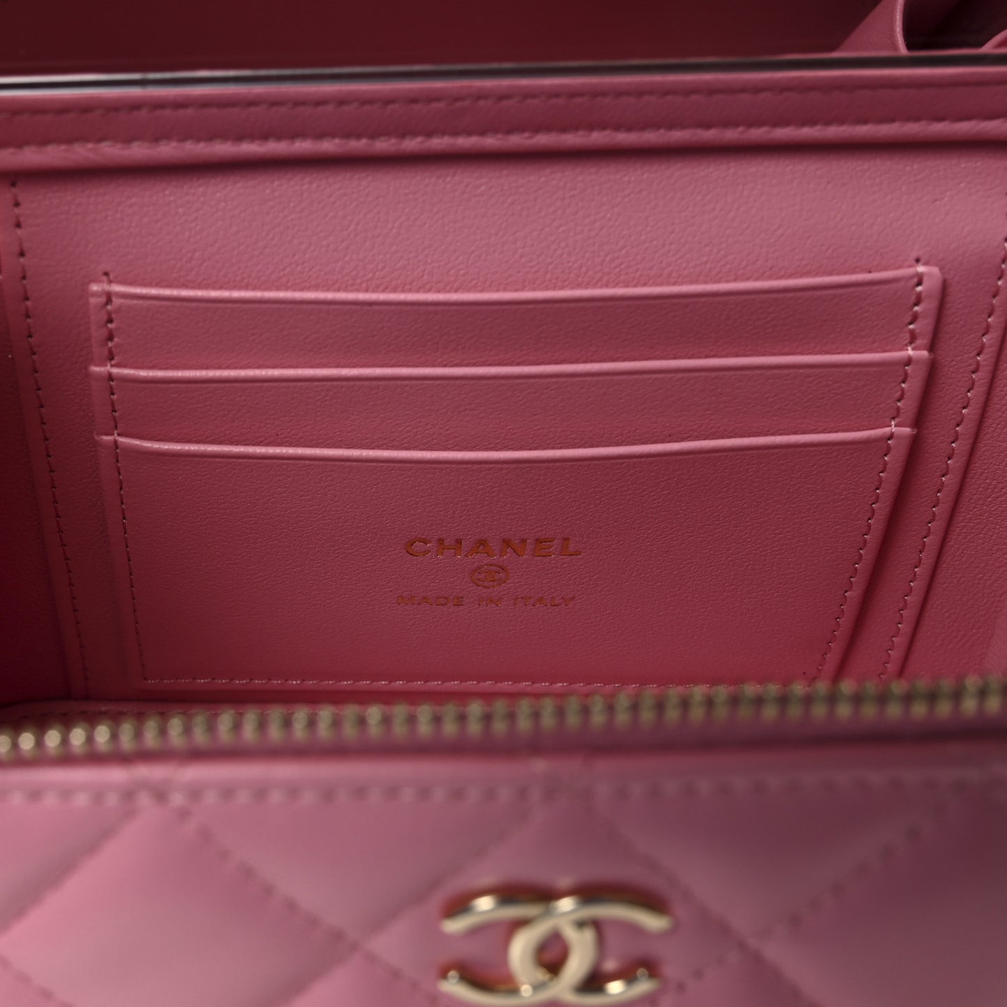 Lambskin Quilted Small Top Handle Vanity Case With Chain Pink