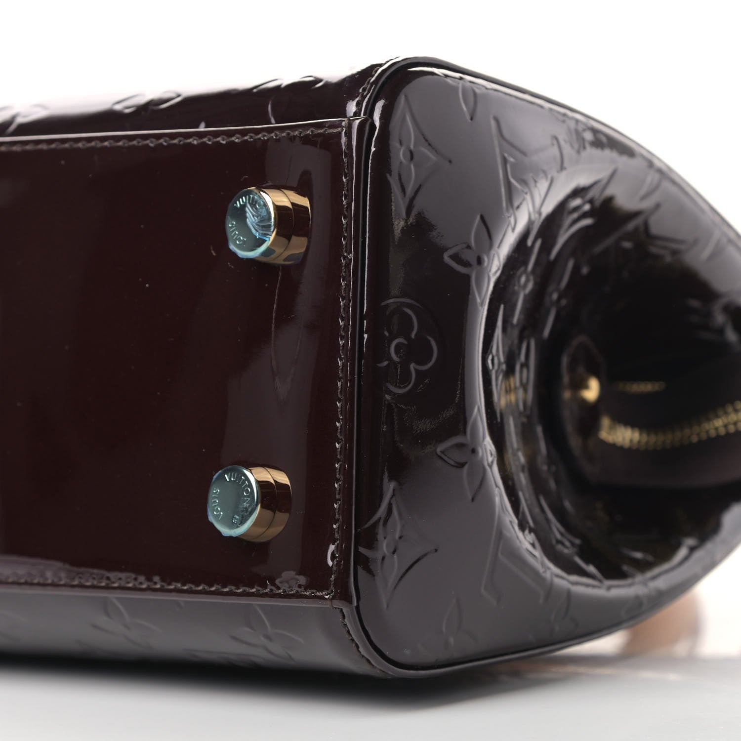 Louis Vuitton Vernis Brea MM Amarante 9 of 9