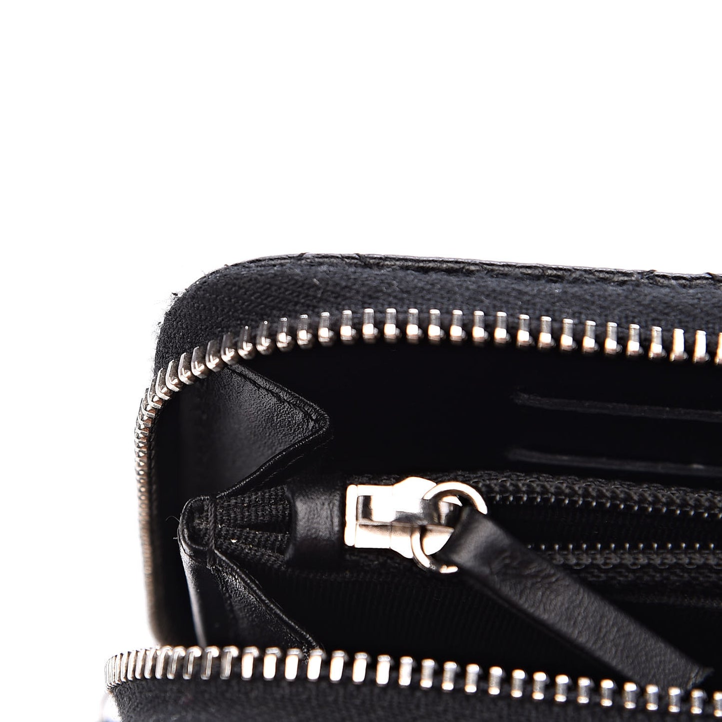 Caviar Quilted Small Gusset Zip Around Wallet Black