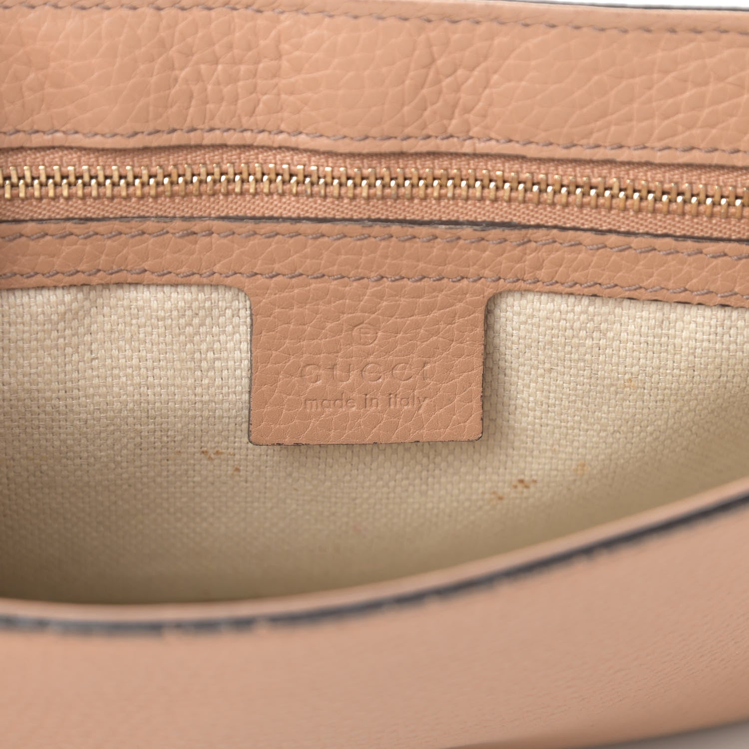 Gucci Pebbled Calfskin Medium Soho Flap Crossbody Camelia 6 of 18