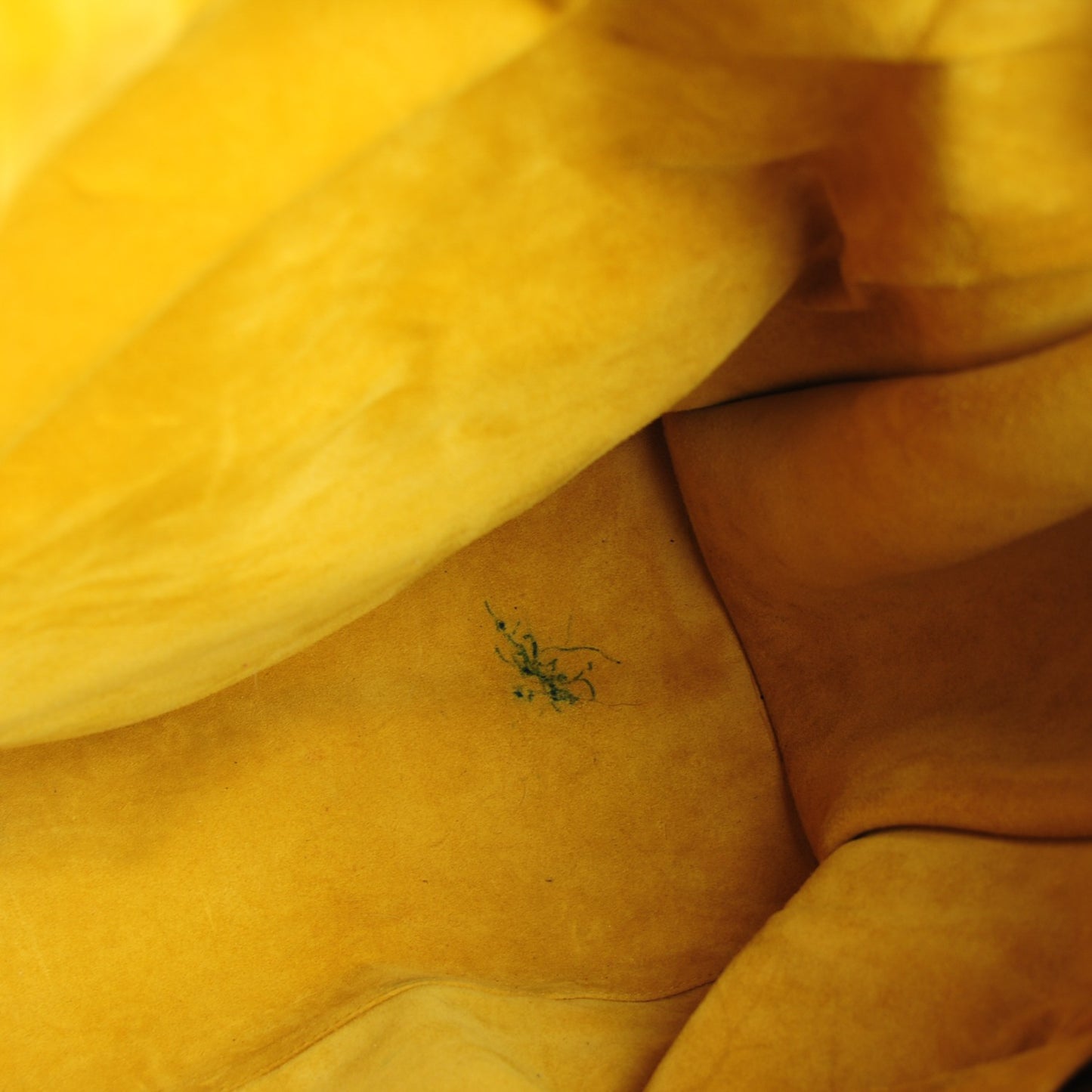 Smooth Calfskin Medium Envelope Luggage Navy