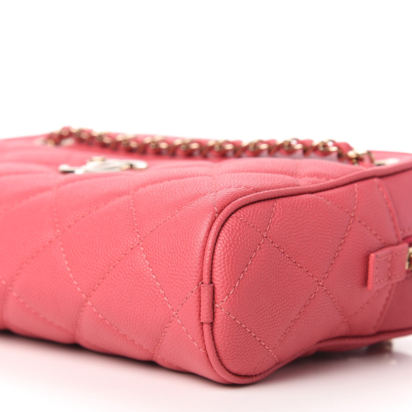 Caviar Quilted Small In & Out Camera Case Pink