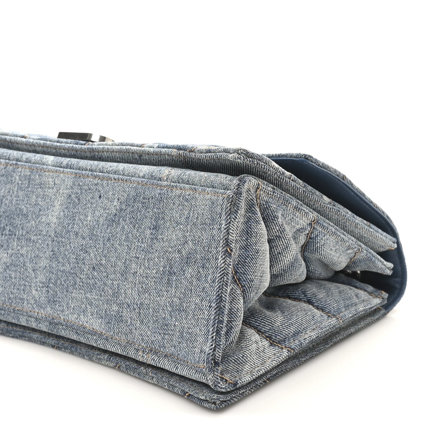 Washed Denim Quilted Medium Crush Chain Bag Denim Blue