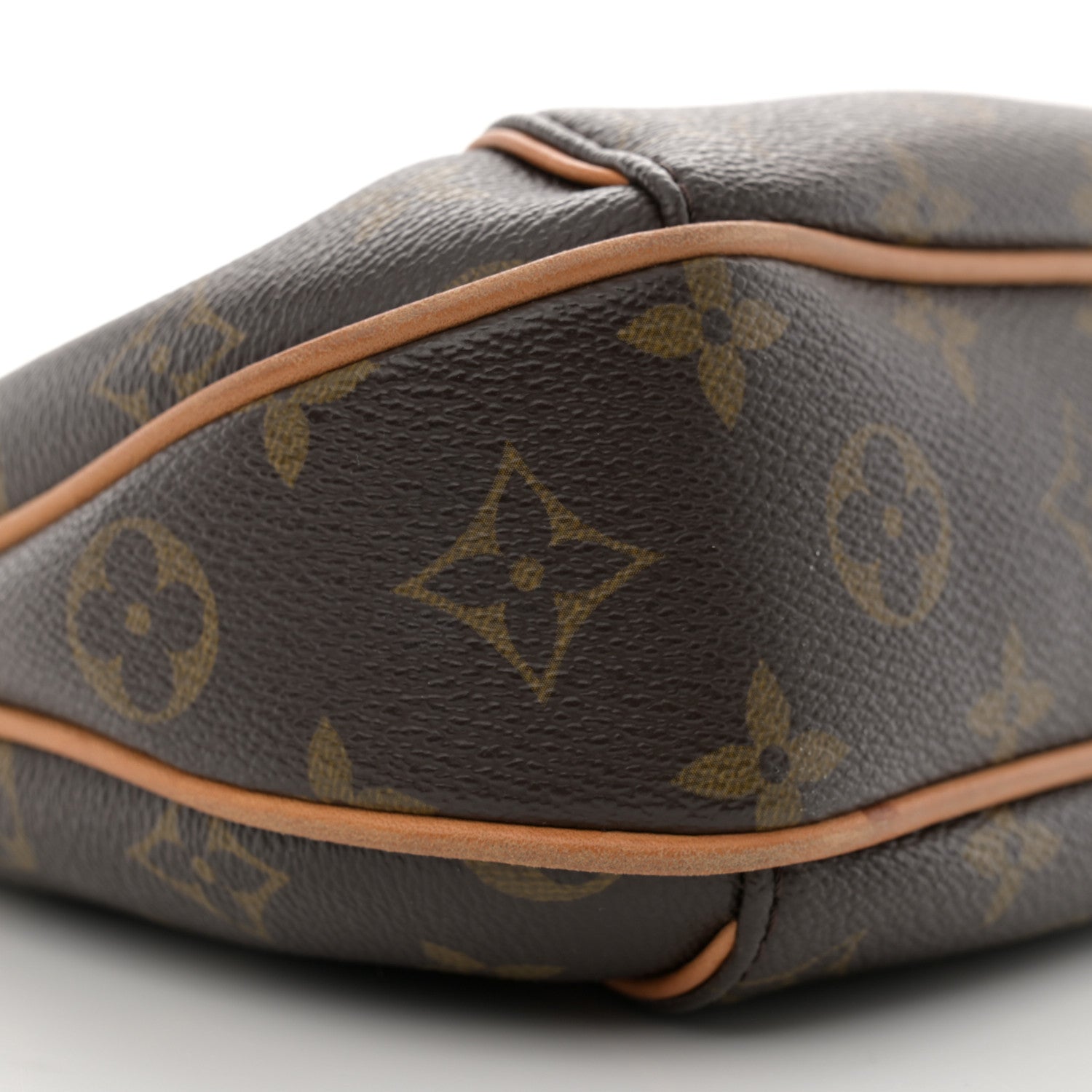 Louis Vuitton Monogram Thames PM 9 of 16