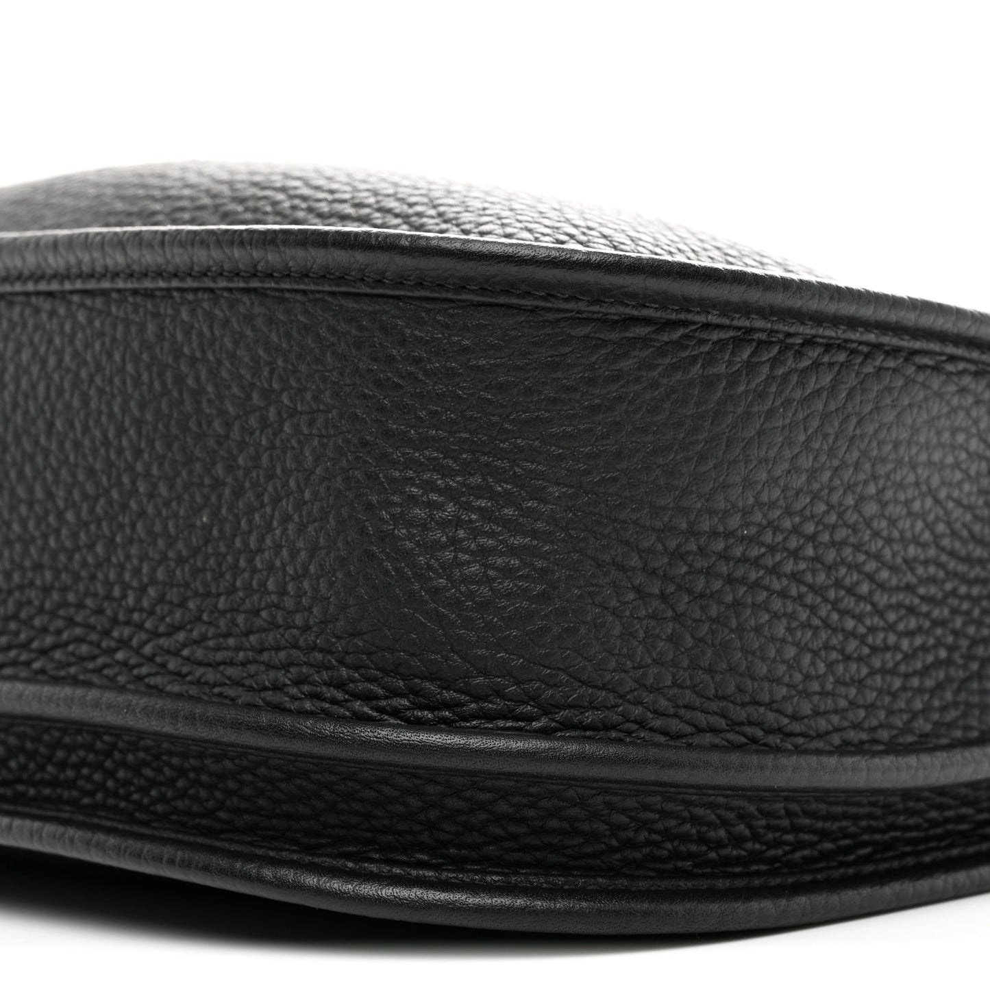 Taurillon Clemence Evelyne III PM Black