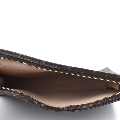 Louis Vuitton Monogram Toiletry Pouch 26 3 of 4