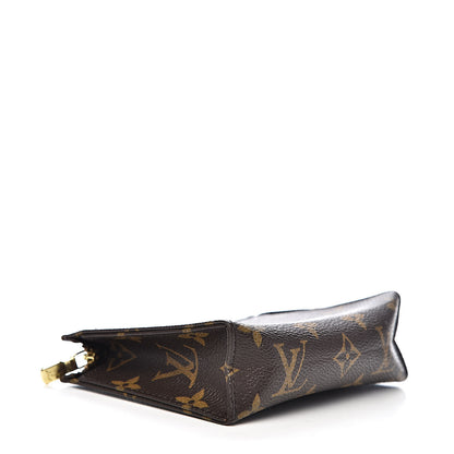 Louis Vuitton Monogram Toiletry Pouch 15 4 of 9
